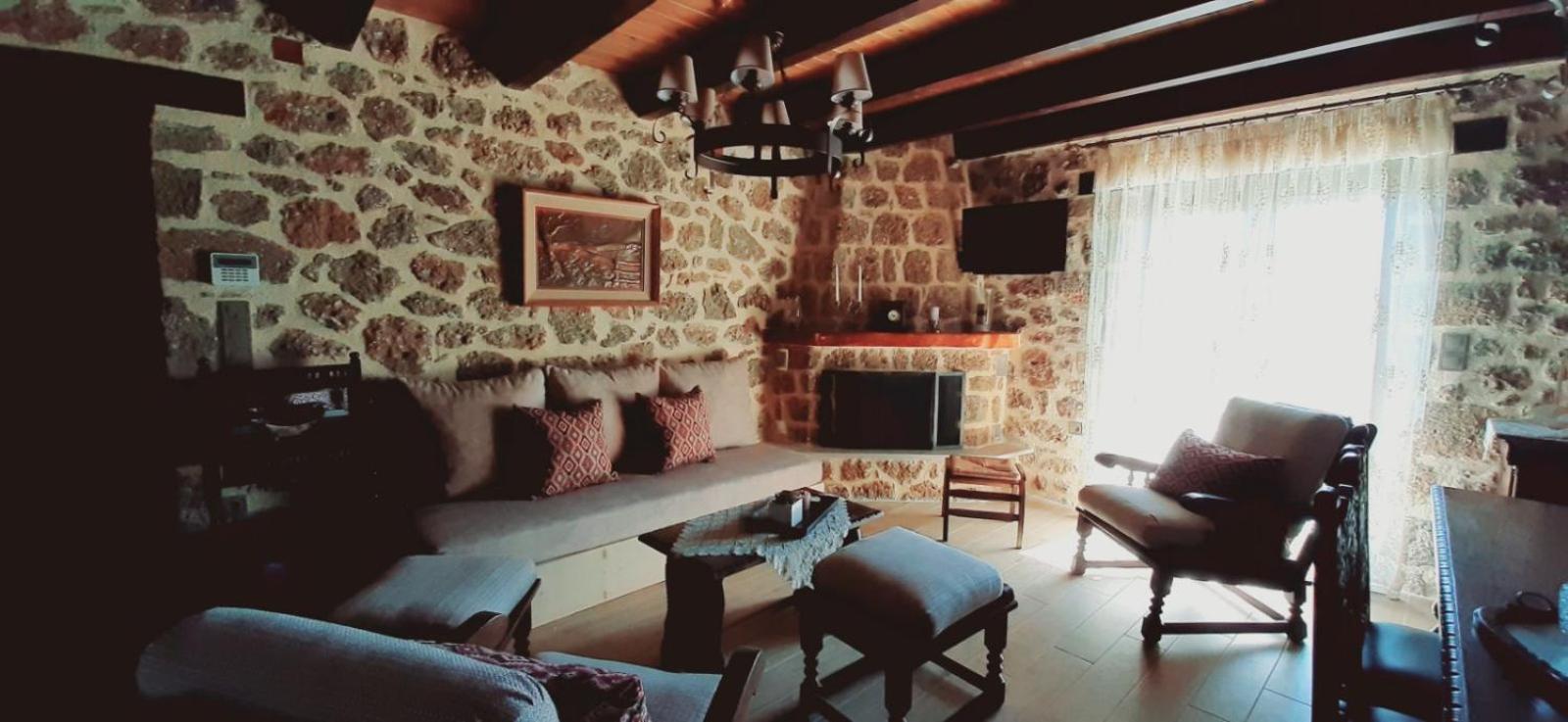 Νόστος Villa Ano Trikala Eksteriør bilde